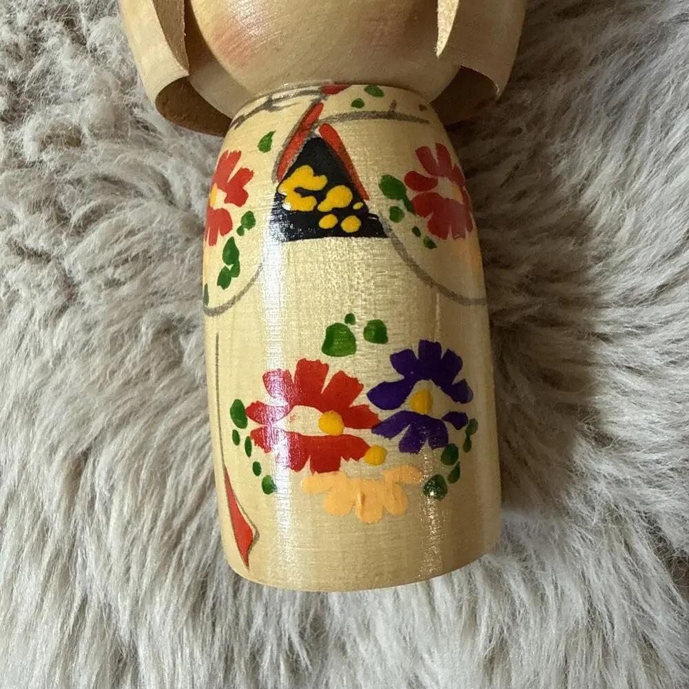 Vintage Japanese Kokeshi Doll 5” Wood Floral Kimono Girl Bow Hand Painted